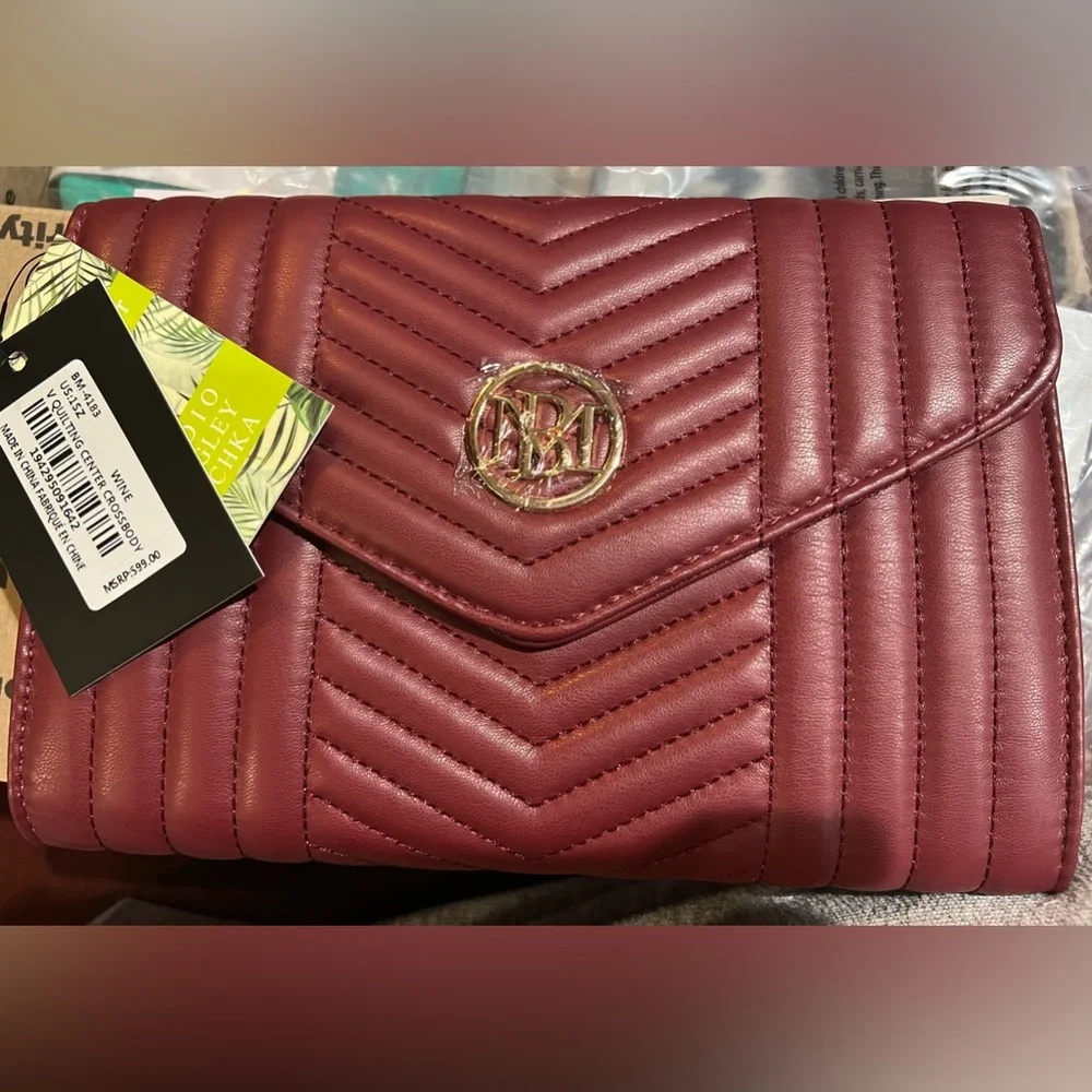 NWT- Badgley Mischka V quilting center crossbody in wine - style 4183 - Picture 3 of 8